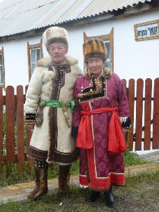 Льыоравэтльан - Особенности национальной одежды алтайцев